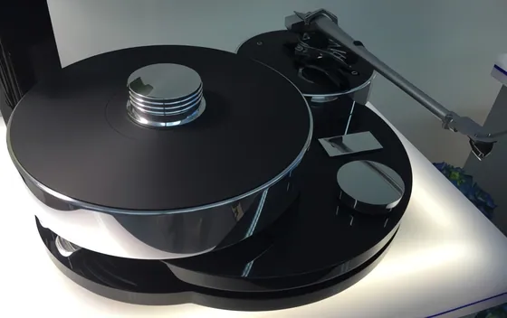 High End 2016 - Nouvelles Platines Vinyle Transrotor