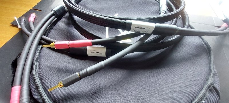 O2A Incline Ultime — connecteurs banane dorés