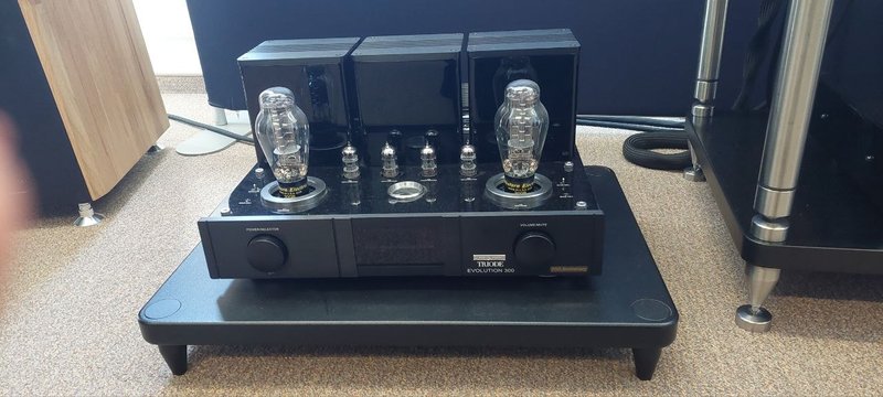 Triode Evolution 300 15th Anniversary avec tubes Western Electric WE300B